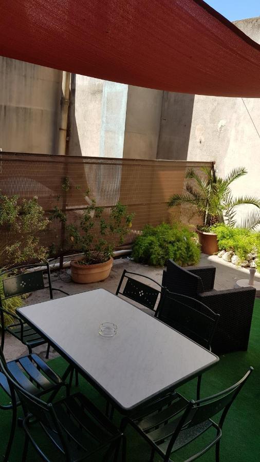 קאן Studios Parisiens מראה חיצוני תמונה
